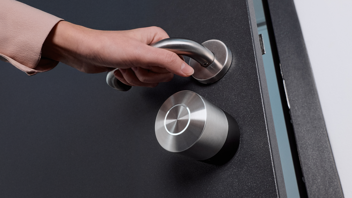 Serrure connectée bluetooth et Wifi Smart Lock Pro (5th gen) - Nuki