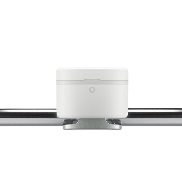 Compteur d'eau connecté Water Grip Quandify clipsé sur tuyau