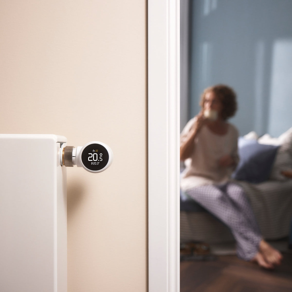 Têtes thermostatiques intelligentes X dans une chambre – tado°